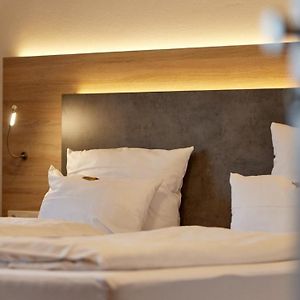 Deluxe Zimmer mit Kingsize-Bett